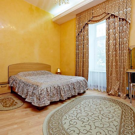 Apartment Deribasovskaya With Jacuzzi Odesa Exterior photo