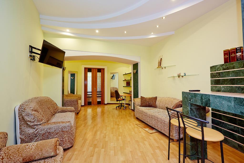 Apartment Deribasovskaya With Jacuzzi Odesa Exterior photo